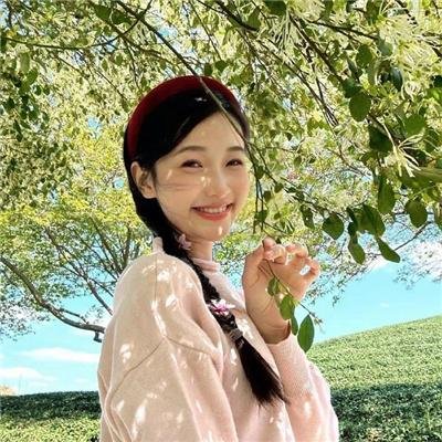 齐妙请微笑
